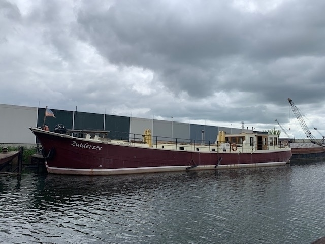 Hunter 35.5 Legend