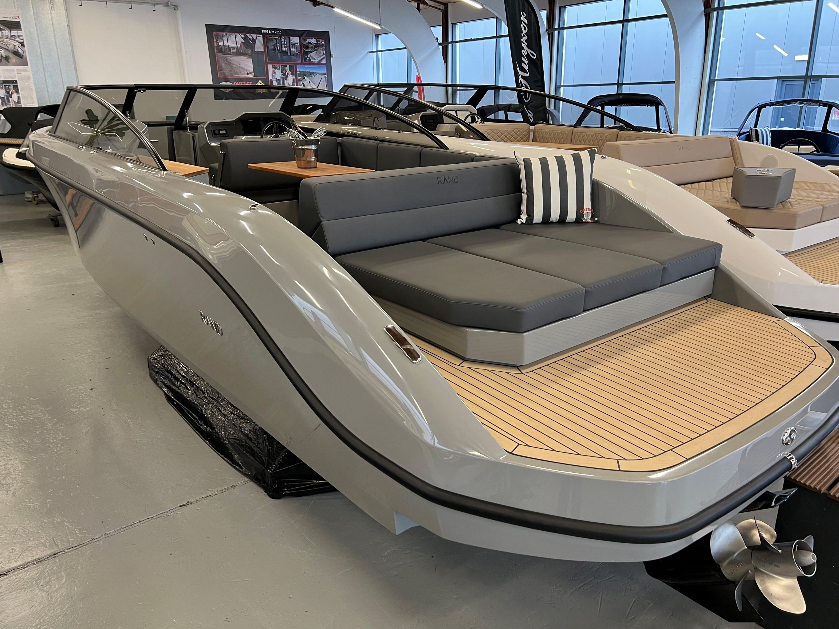 Rand Leisure 28