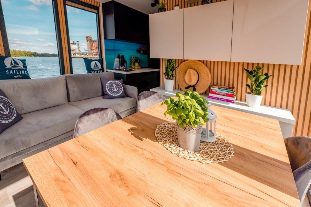 Shogun Mobile Houseboat foto: 7