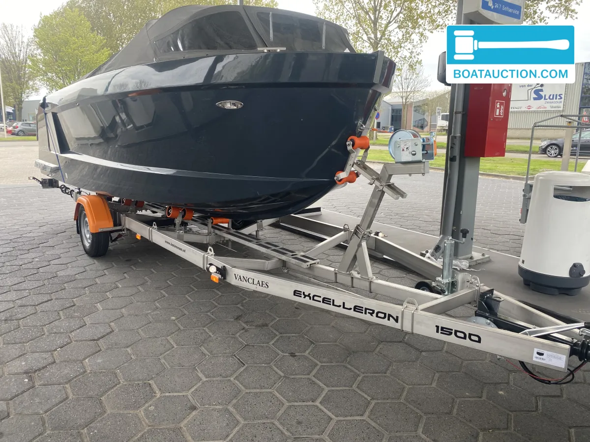 Remus 630 tender foto 2