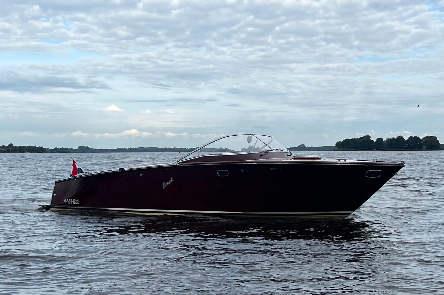 Boesch 850 Runabout Deluxe foto 3