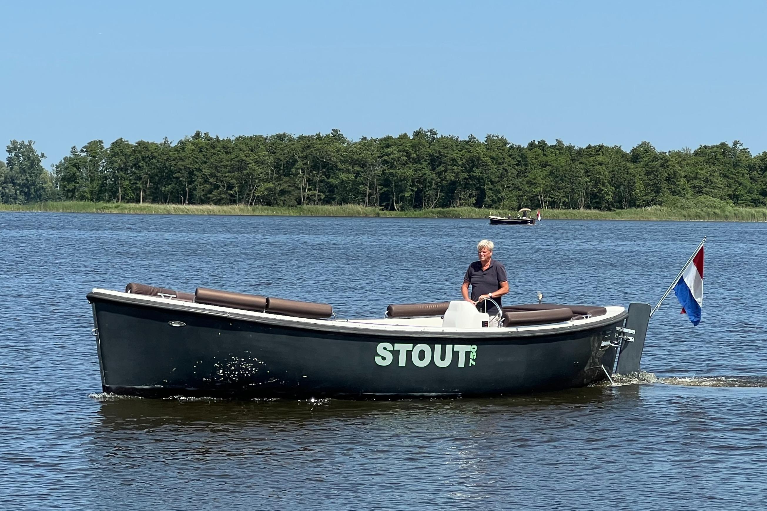 Stout Sloep 750 foto: 1