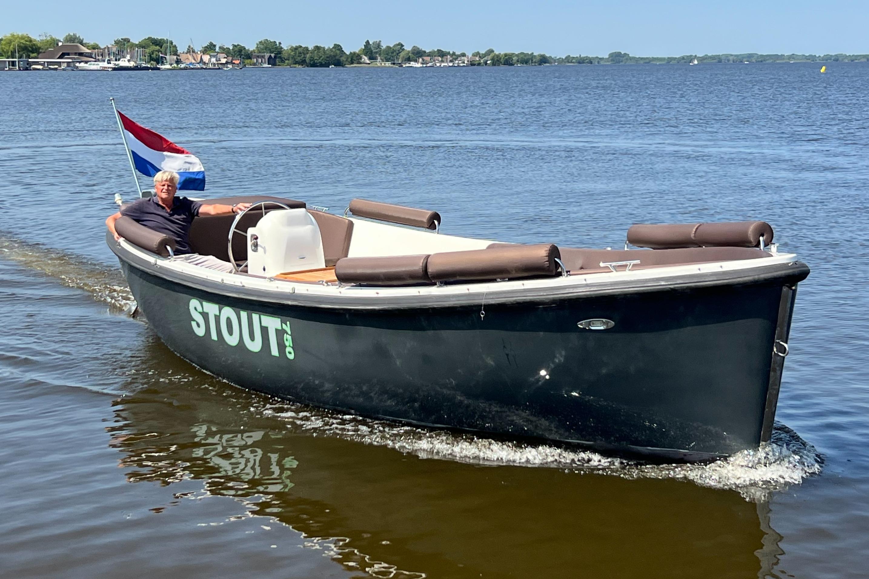 Stout Sloep 750