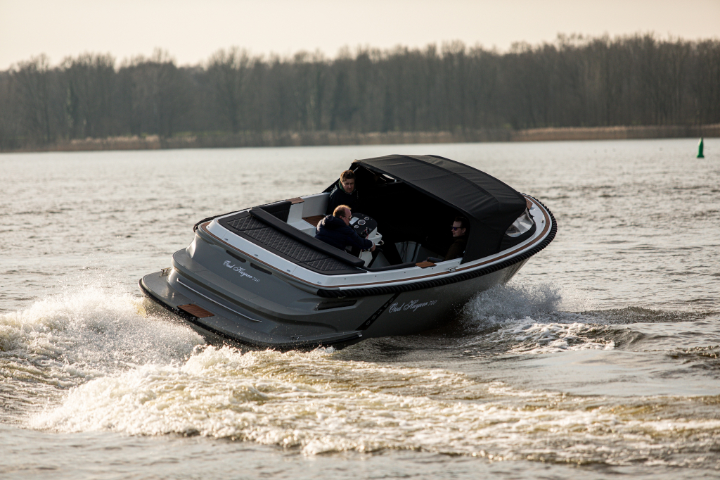 Oud Huijzer 740 Tender foto 4