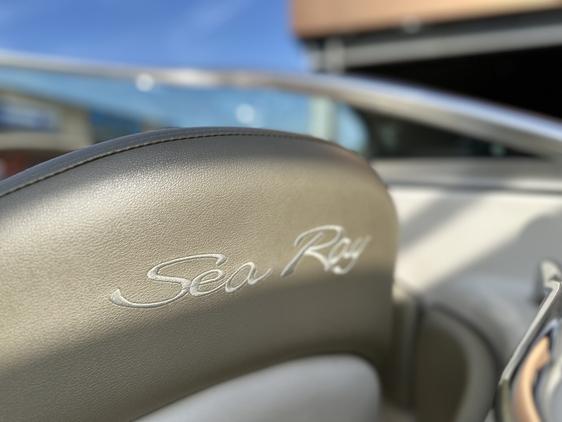 Sea Ray 240 Sundeck foto: 17