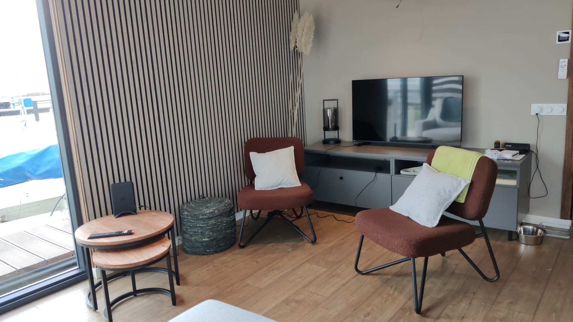 Castalia Met Koopligplaats 1460 X 500 Special Houseboat foto 5