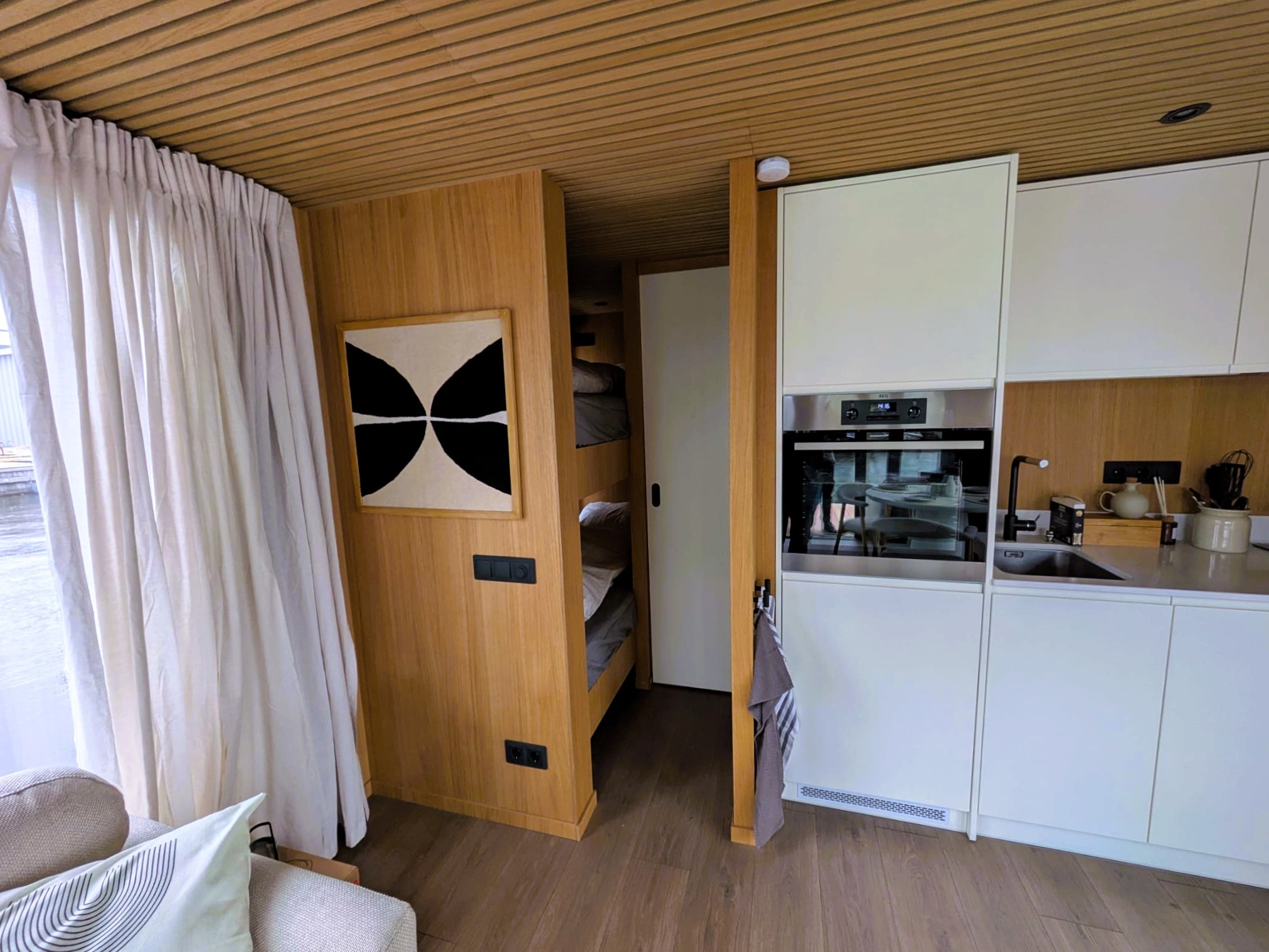 Surla 12 Houseboat Met (koop)ligplaats foto: 8