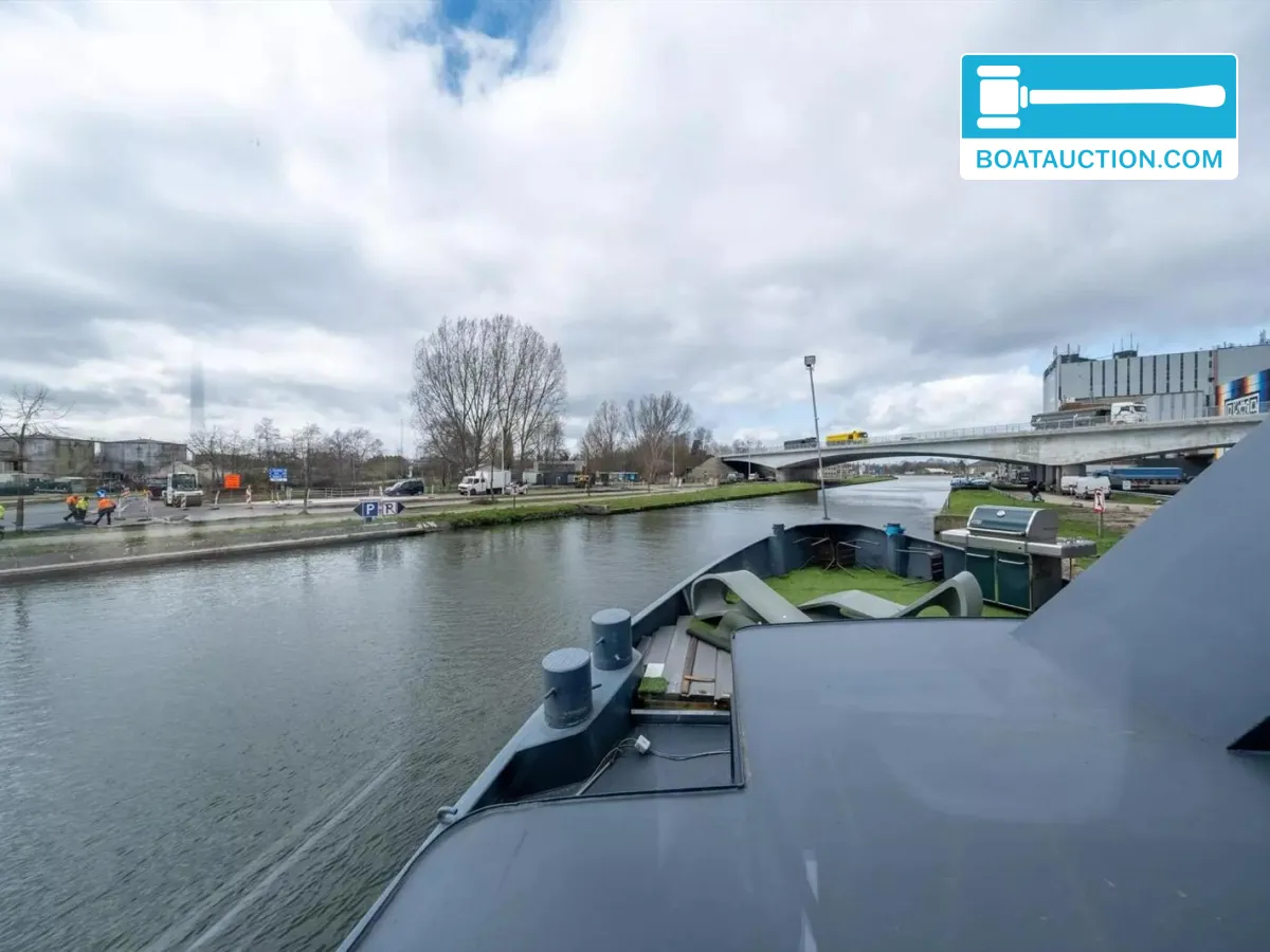 Wellnessboat 6300 foto 4