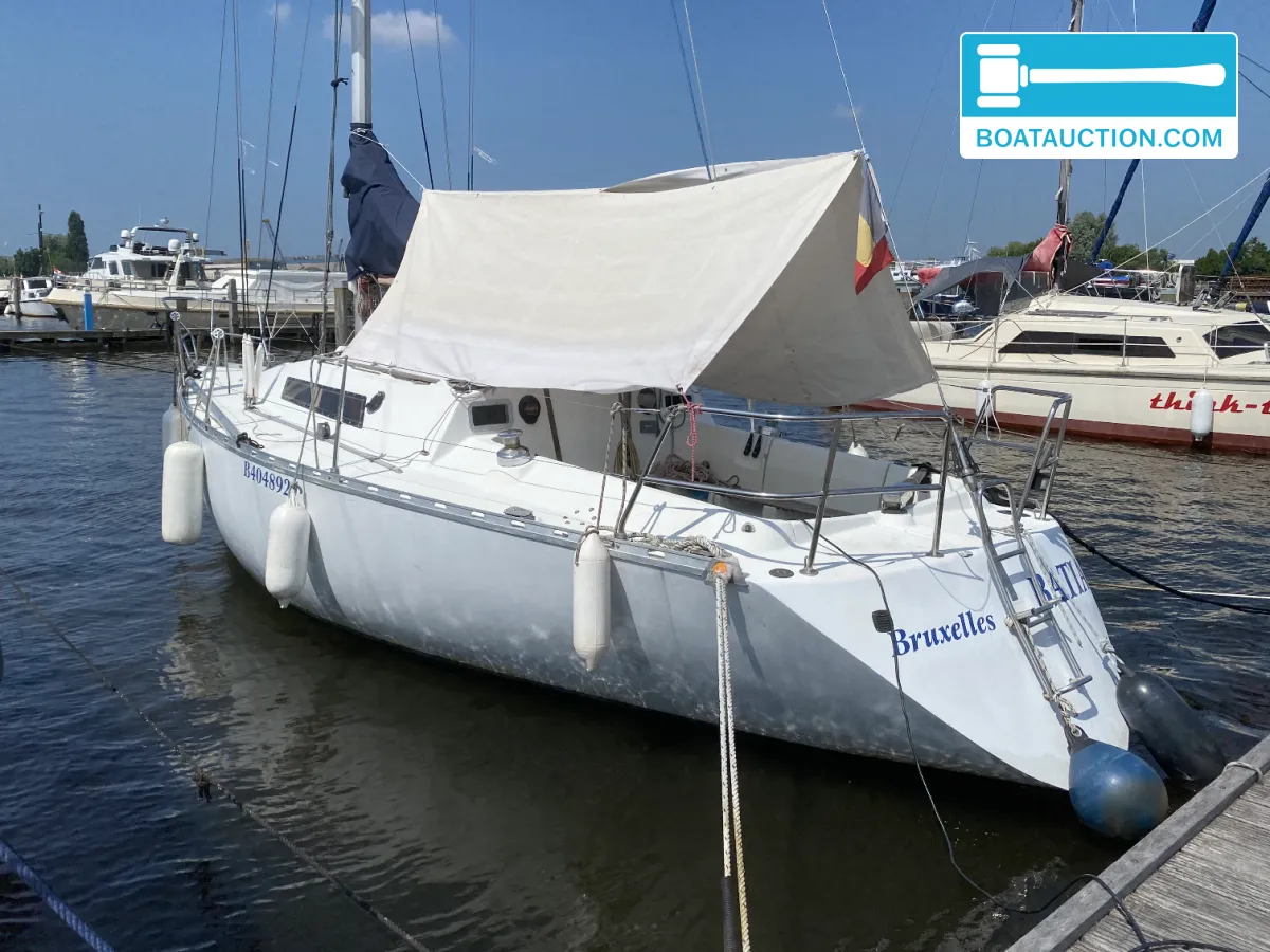 Beneteau First 32