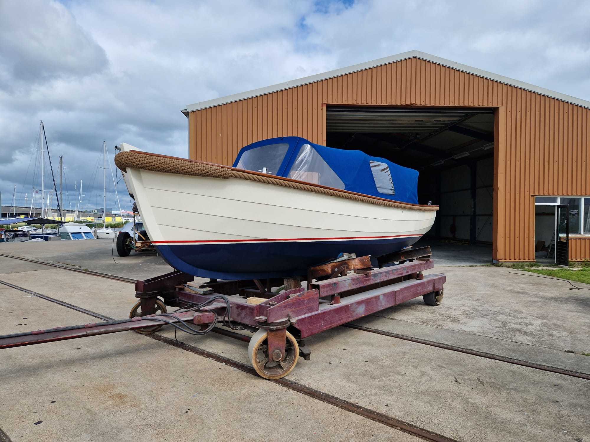 Overnaadse Sloep 750 foto 2