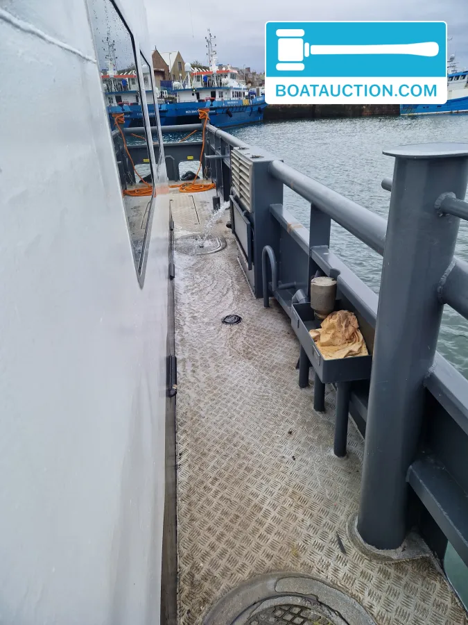 Crew Tender Catamaran foto: 17