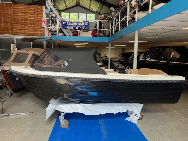 Bobsloepen Explorer 730