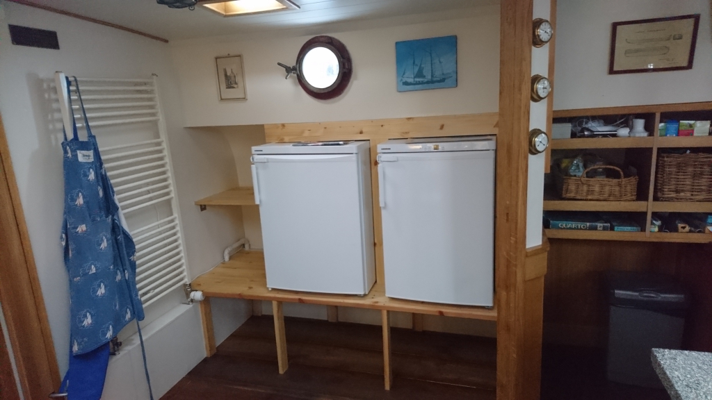 Klipperaak  Charter, woonschip foto 5