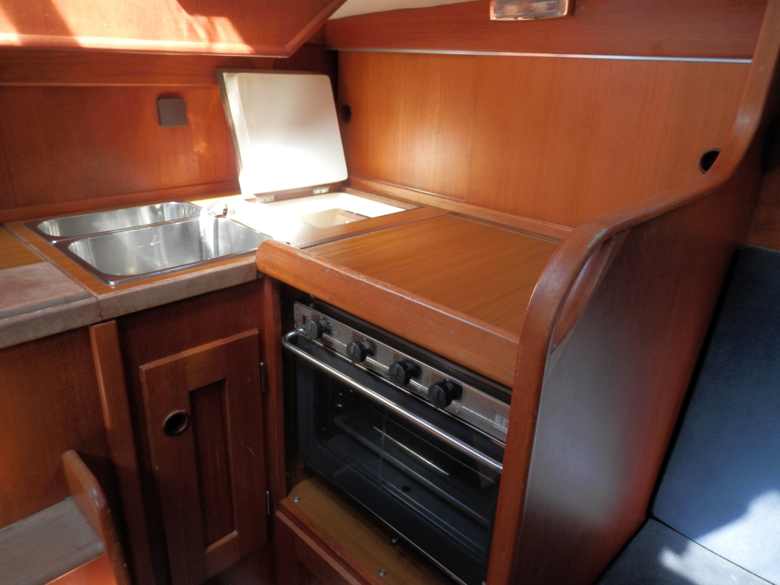 Hallberg Rassy 29 foto: 24