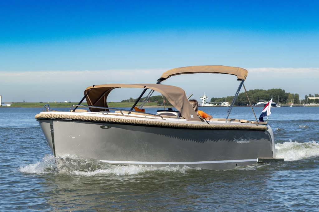 Lago Amore 733 Tender foto 2