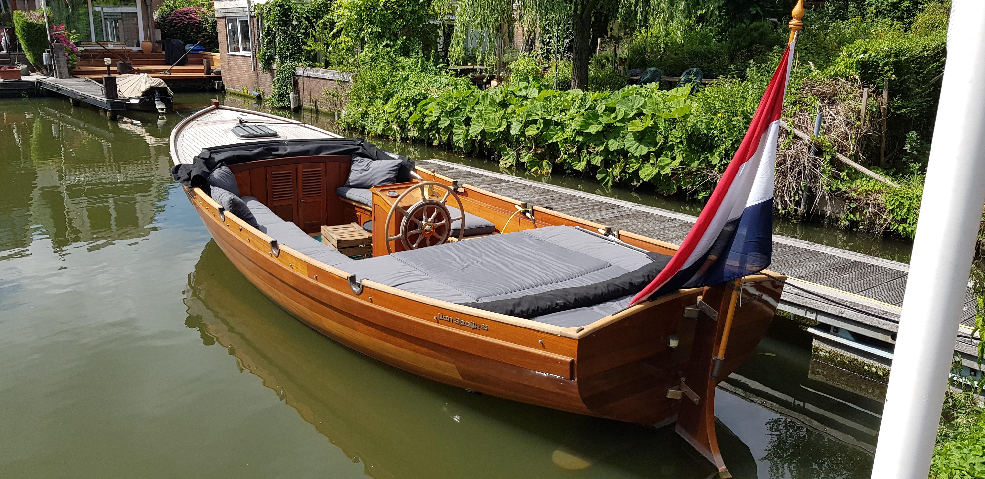 Van Speijk 26
