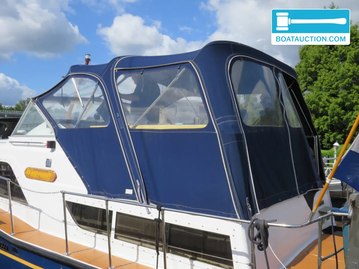 Chris Craft Catalina 35 DC
