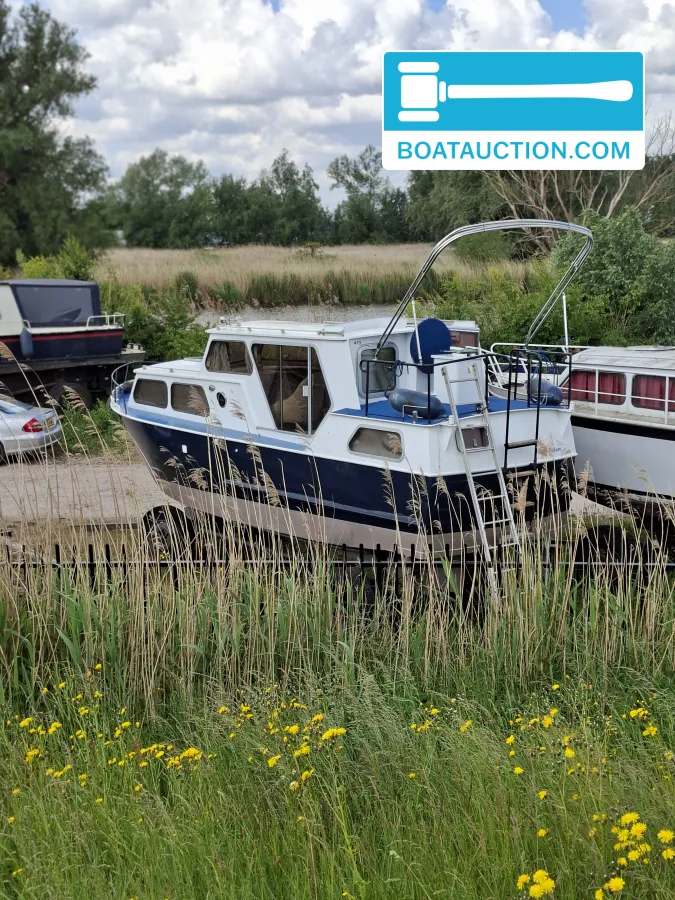 Motor cruiser 850 foto 3