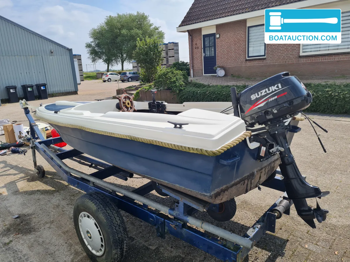 Speedboat 330 foto: 21