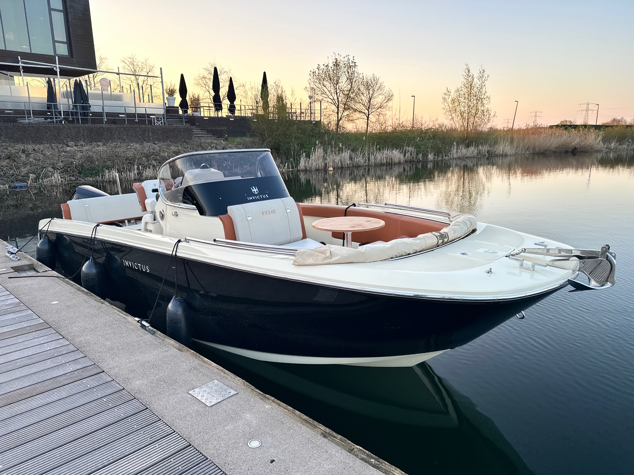 Invictus 240 FX foto: 21