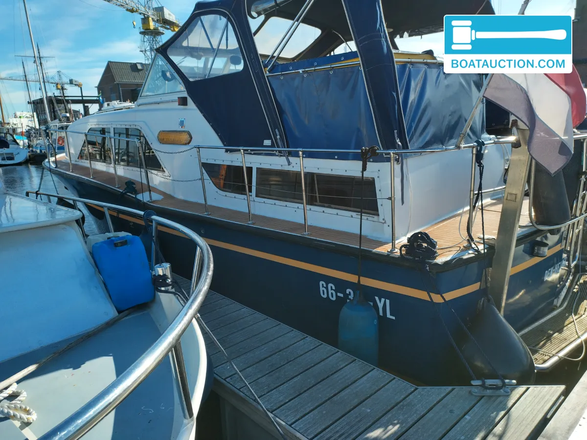 Chris Craft Catalina 35 DC foto: 13