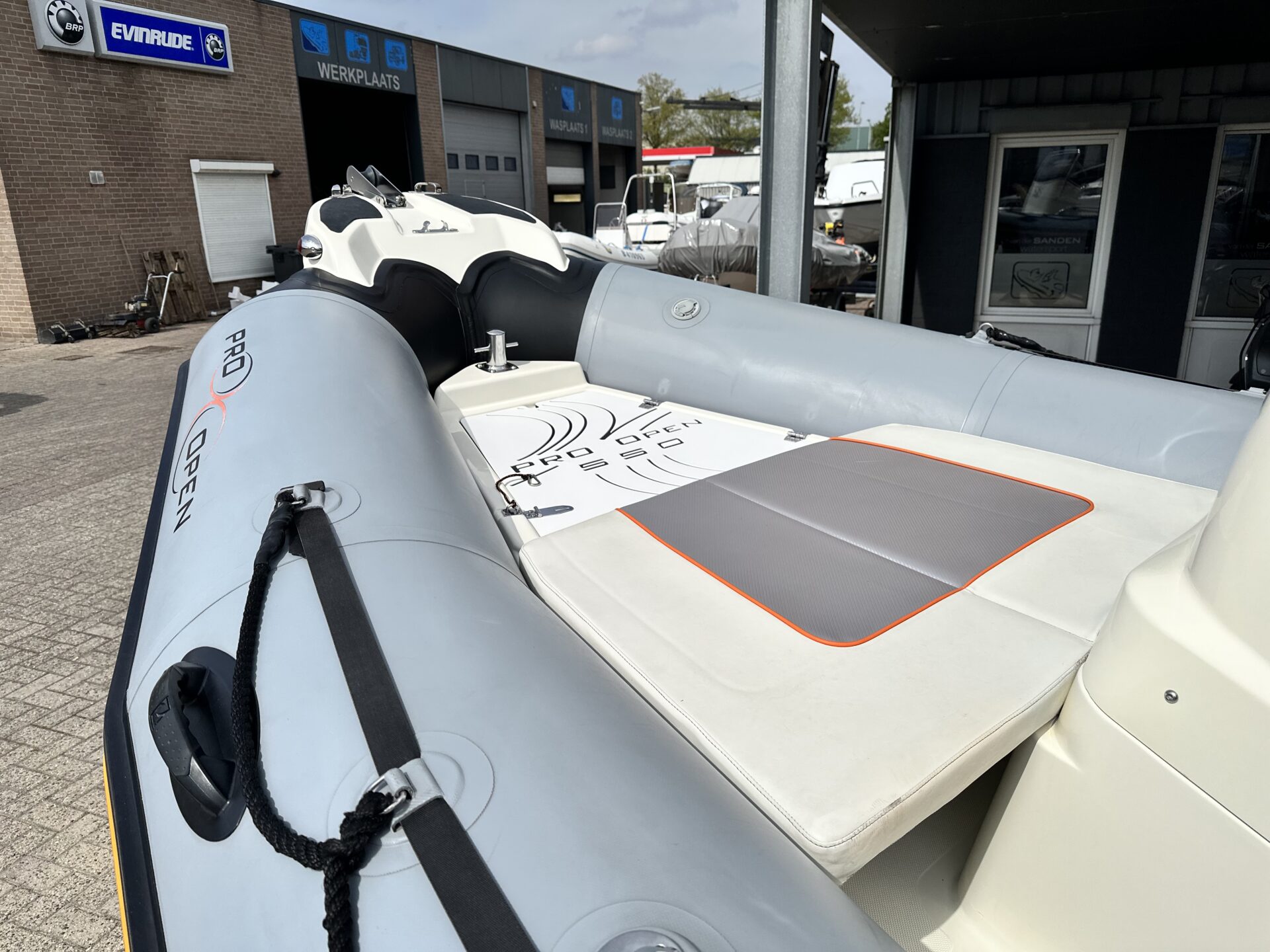 Zodiac Pro open 550