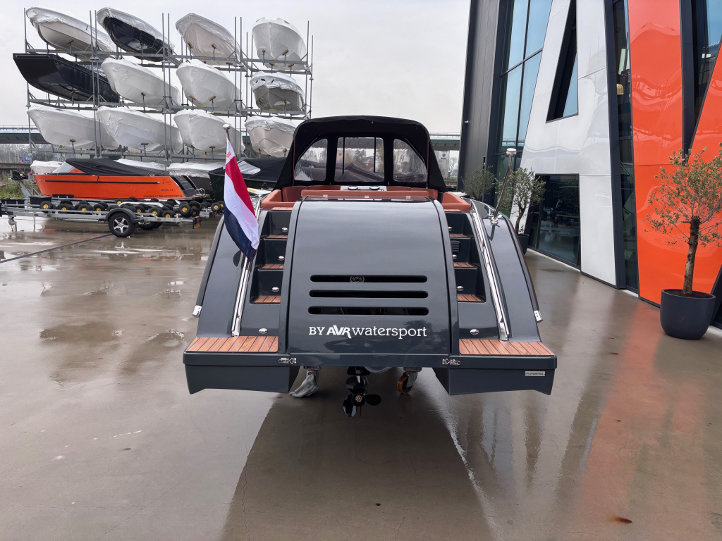 Sunrise 650 Tender Overjarig foto 4