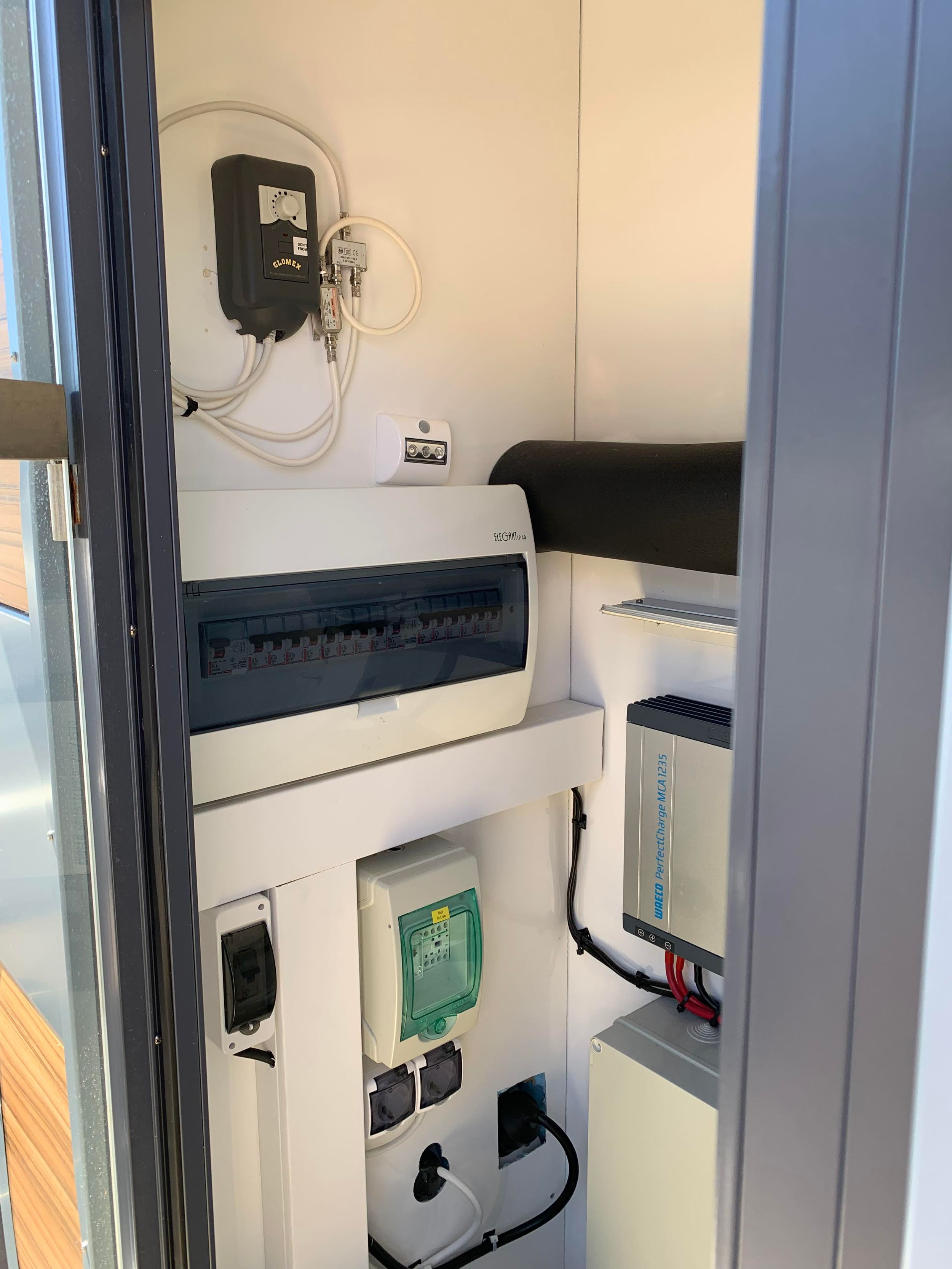 Waterbus Optima Houseboat foto: 11