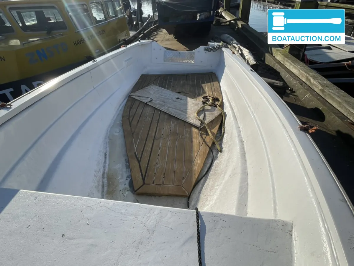 Rowing boat 400