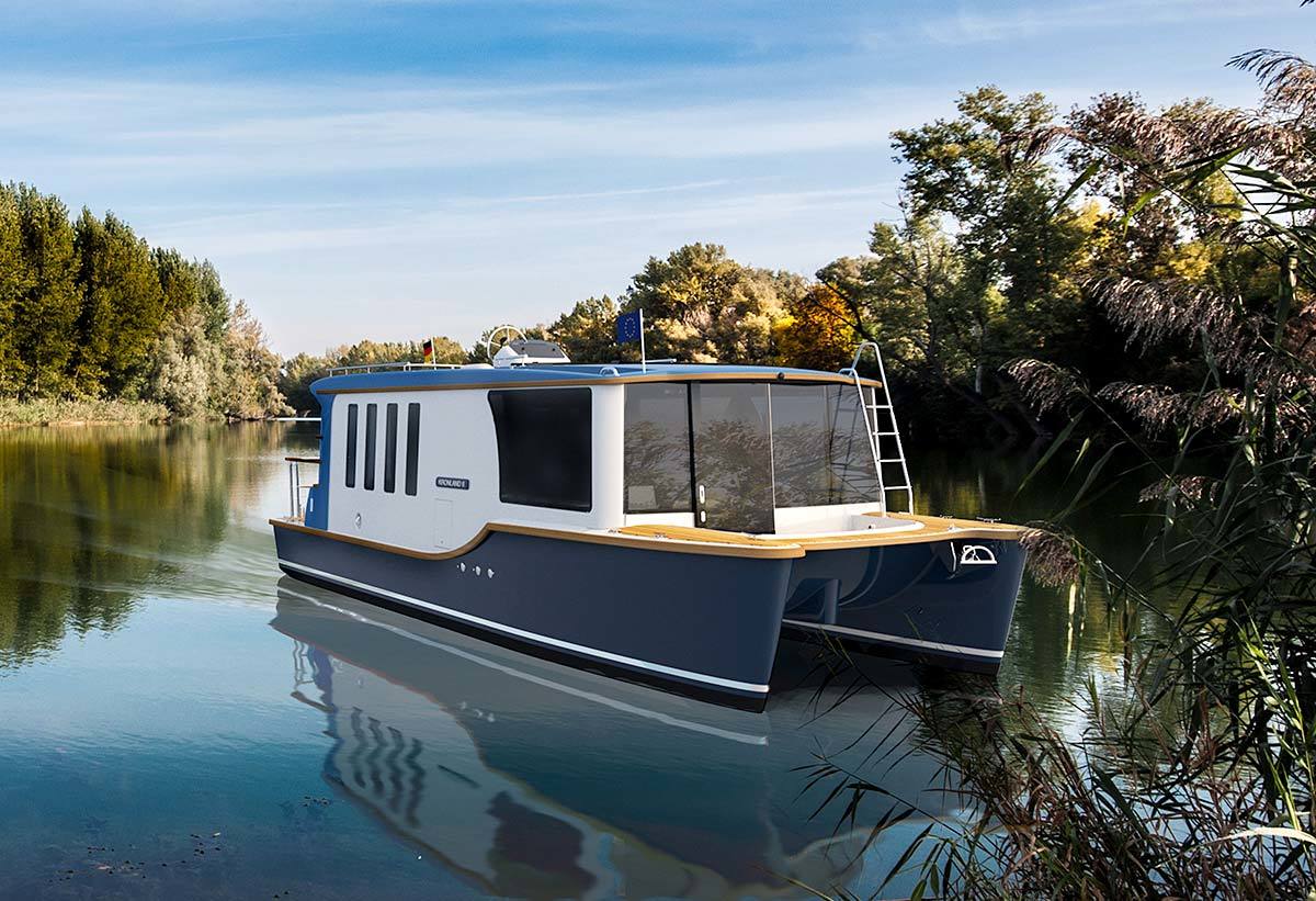 Campi 340 Houseboat