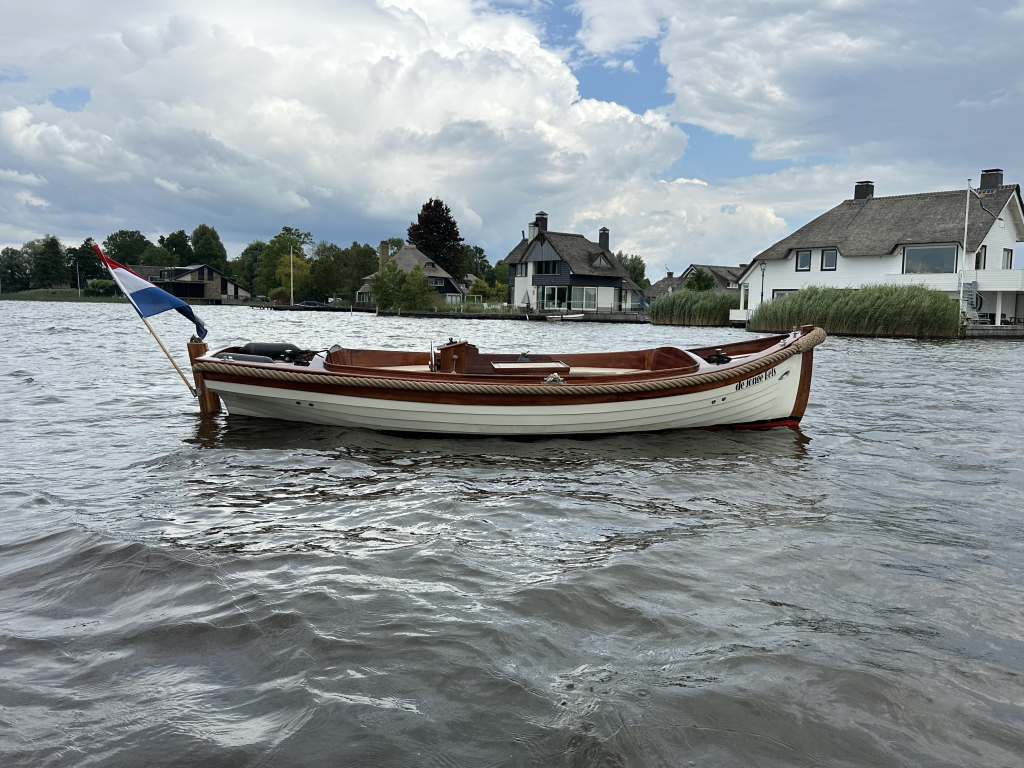 Spiegelsloep ' Kapiteinssloep ' foto 2