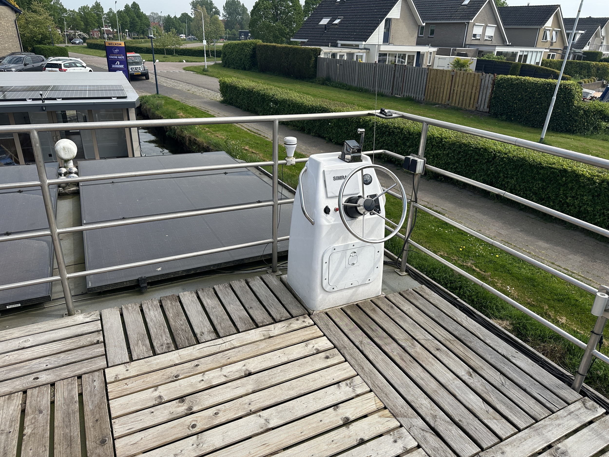 Lotus Houseboats 12 XT - Boven Besturing foto: 33