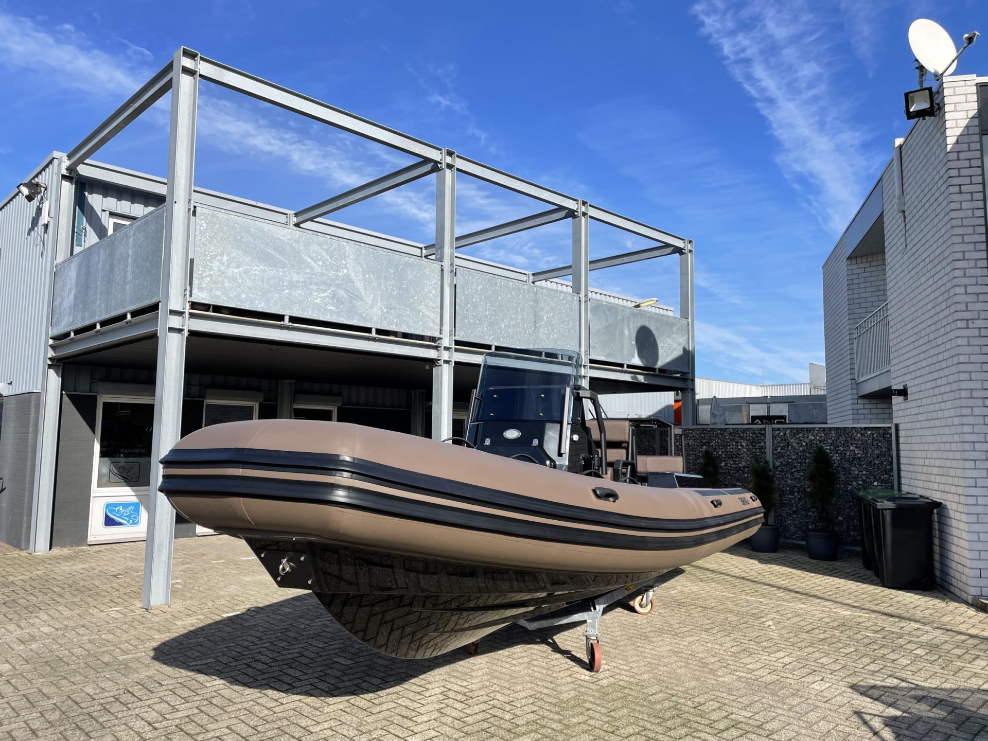 Brig Eagle 3.5