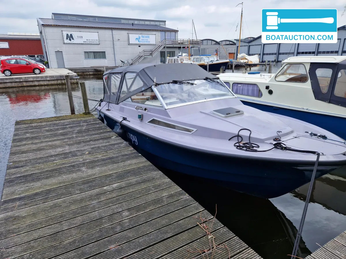 Fjord 24 daycruiser