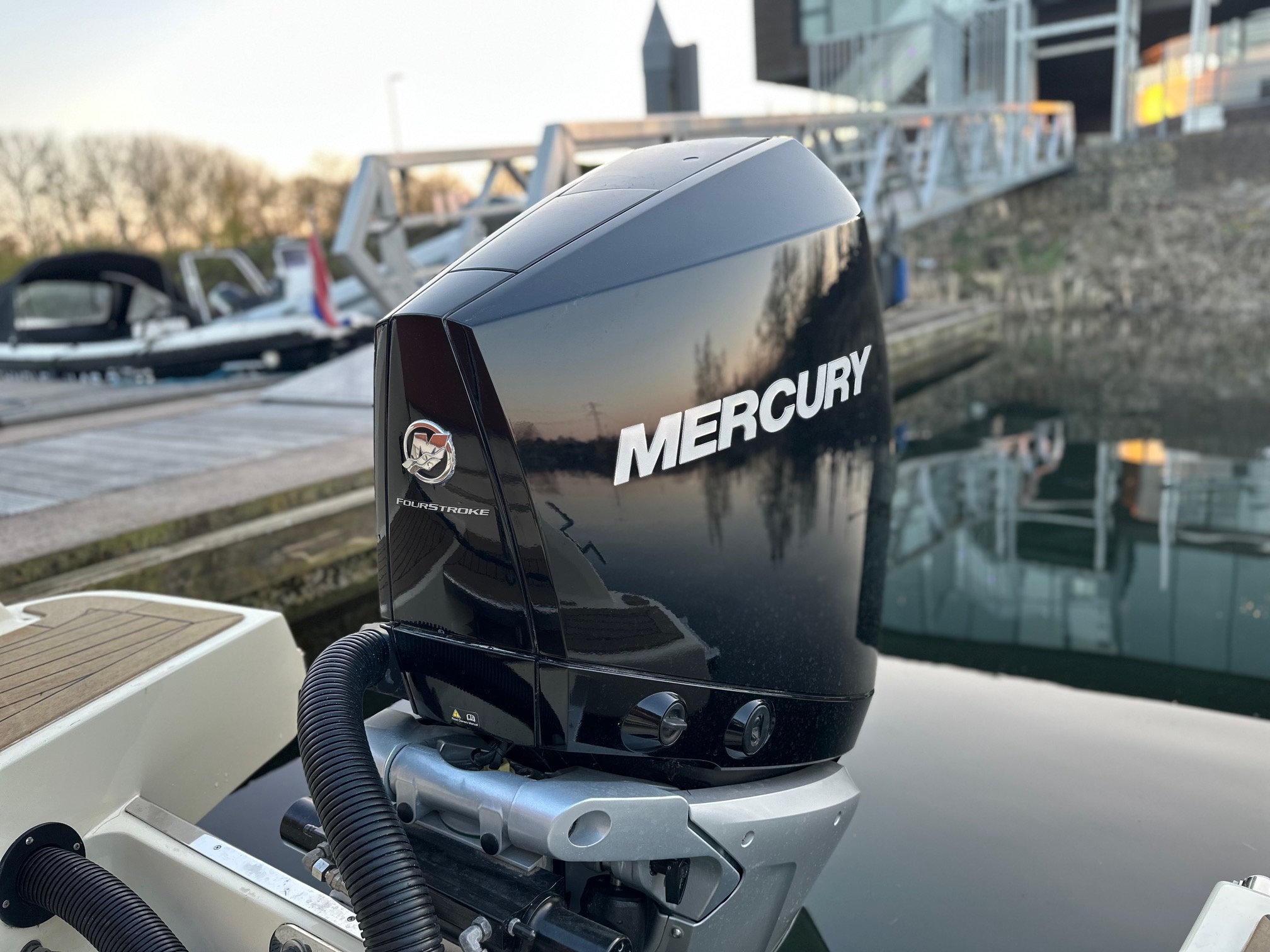 Invictus 240 FX foto: 8