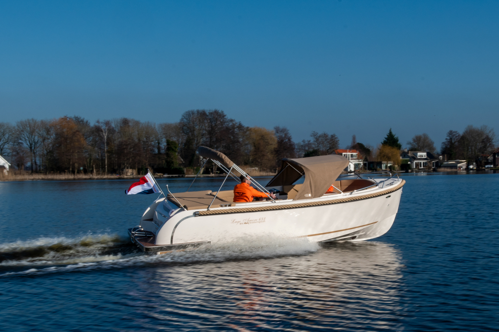 Lago Amore 633 Tender foto 2