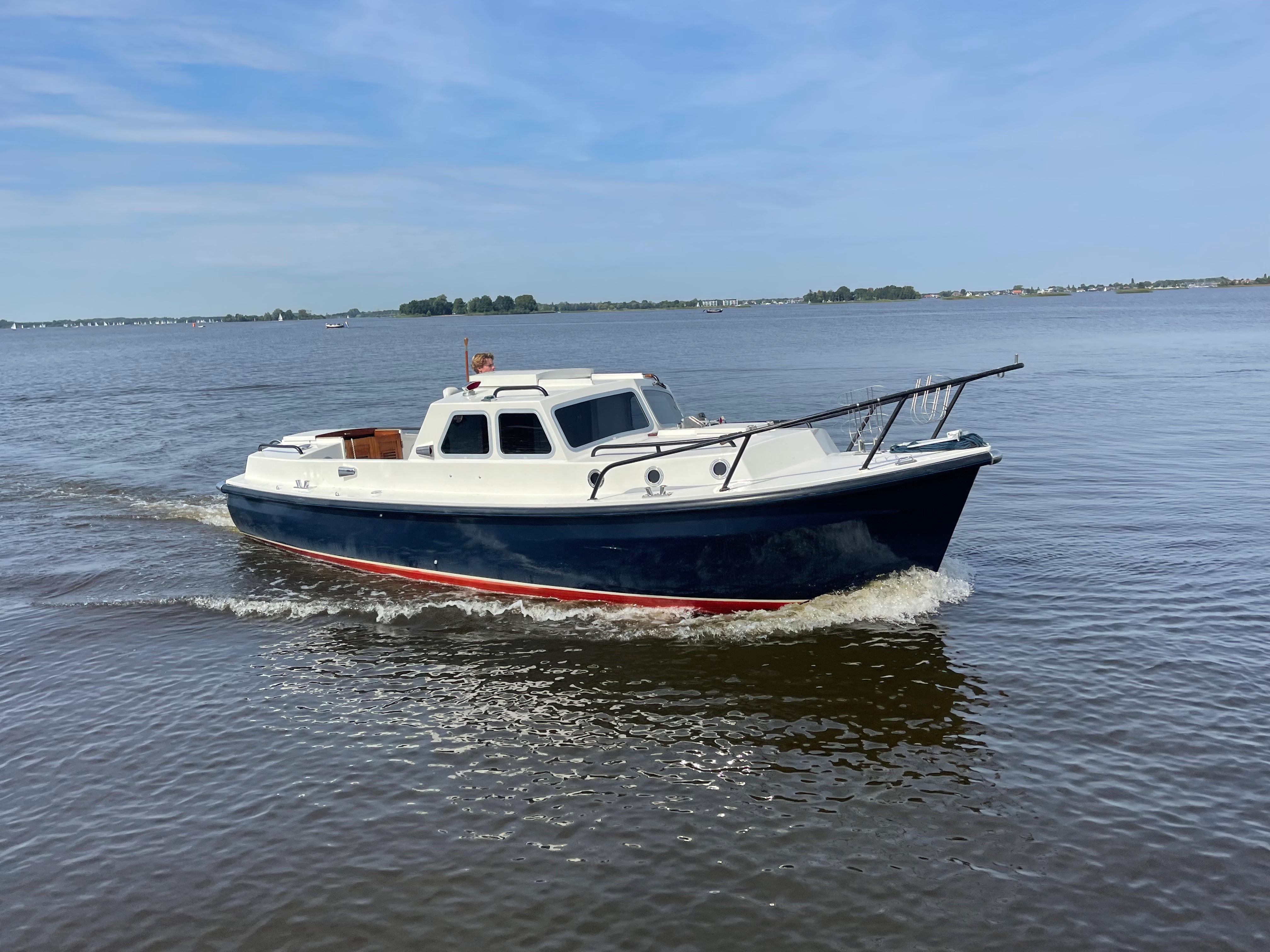 ONJ Spurt Loodsboot Cabinsloep 760