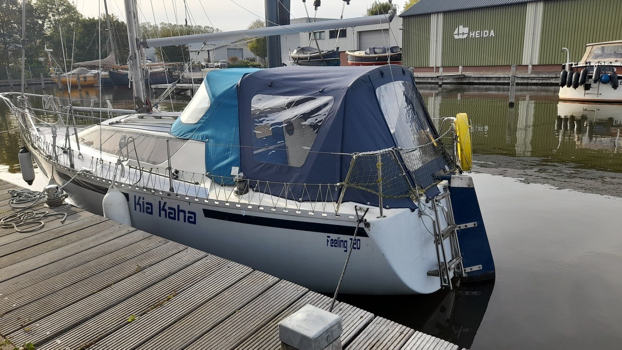 Kyrie Feeling 720 foto 2