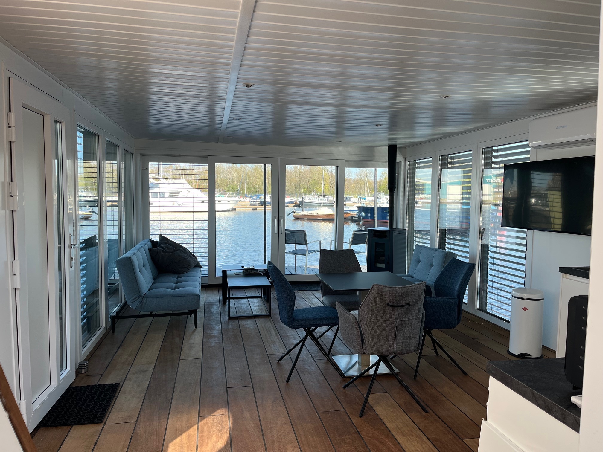 Dock 25 Houseboat 16 X 5 (met Ligplaats) foto 5