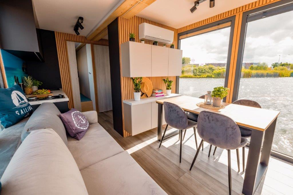 Shogun Mobile Houseboat foto: 6