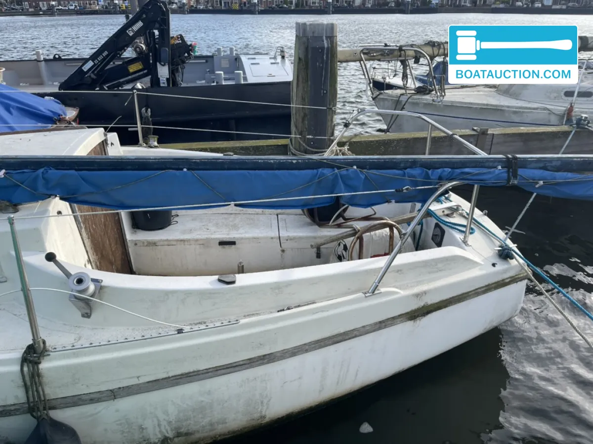 Kajuitzeilboot 600 foto 2