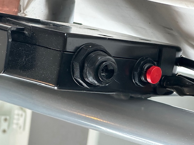 Suzuki (NIEUW) 9.9PK 4-Takt Elektrisch- en handstart (Kortstaart) foto: 4