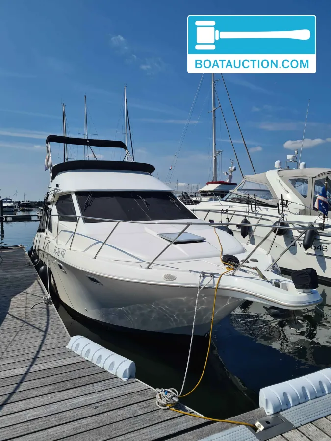 Bayliner 3258