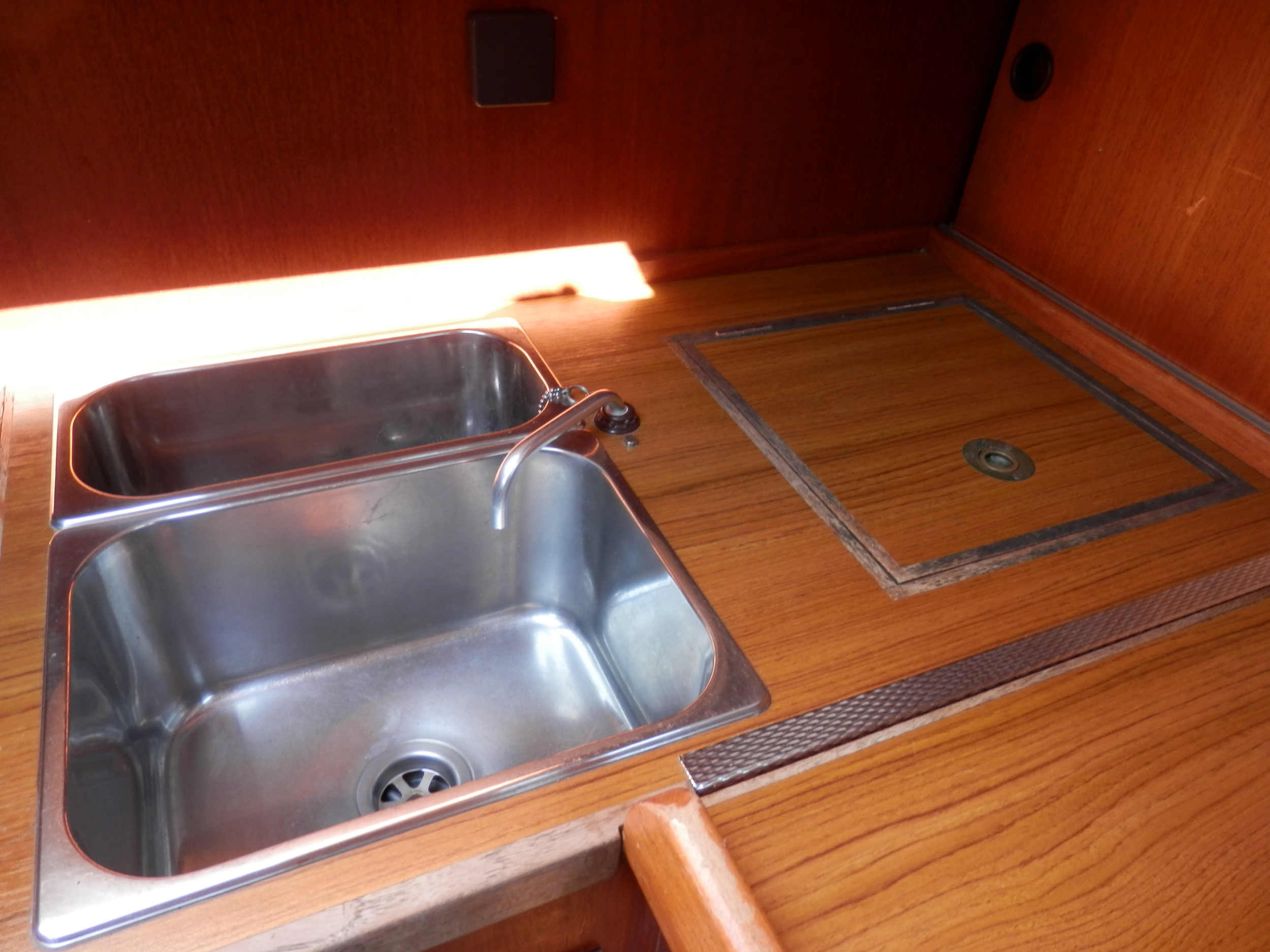 Hallberg Rassy 29 foto: 27