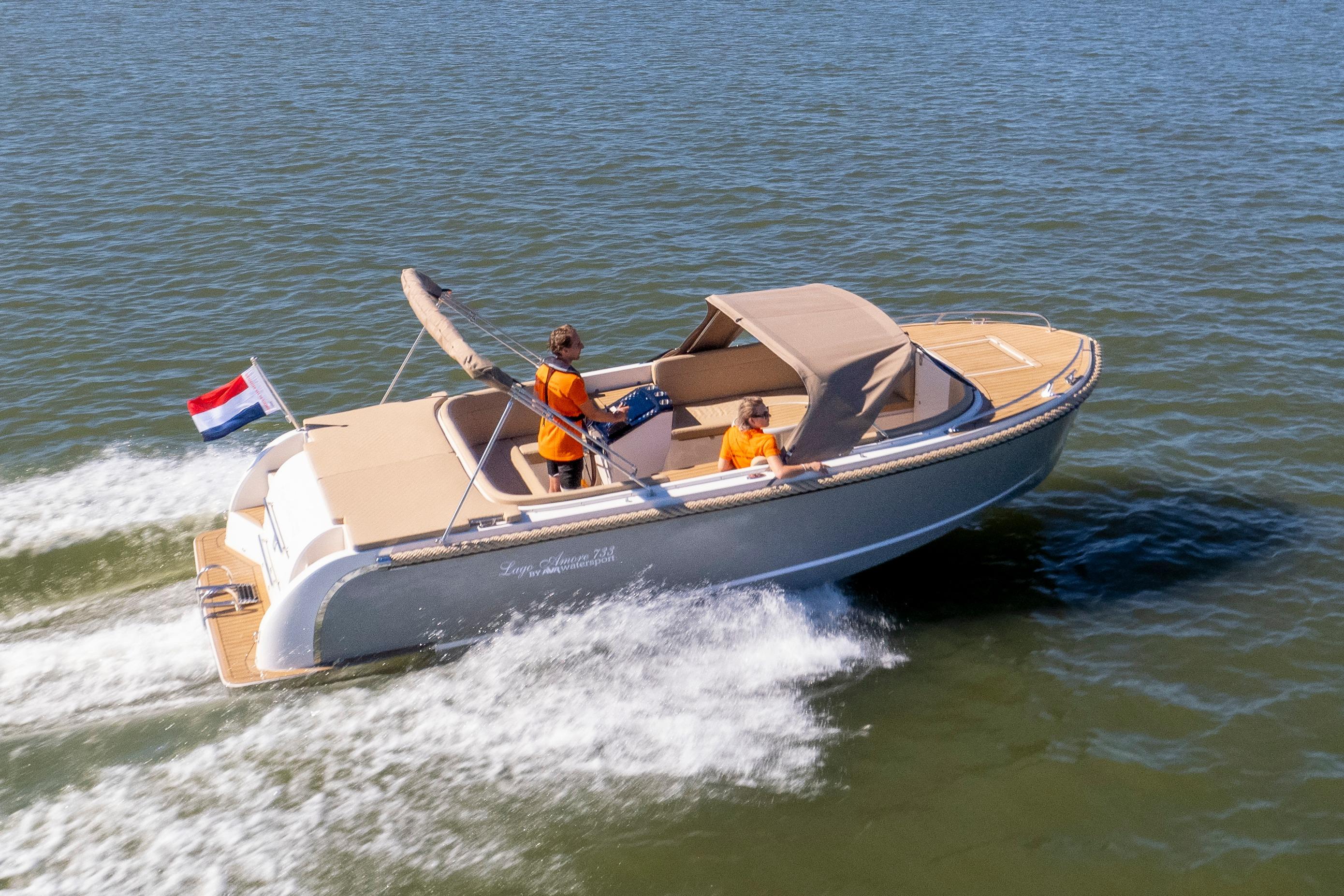 Lago Amore 733 Tender foto 1