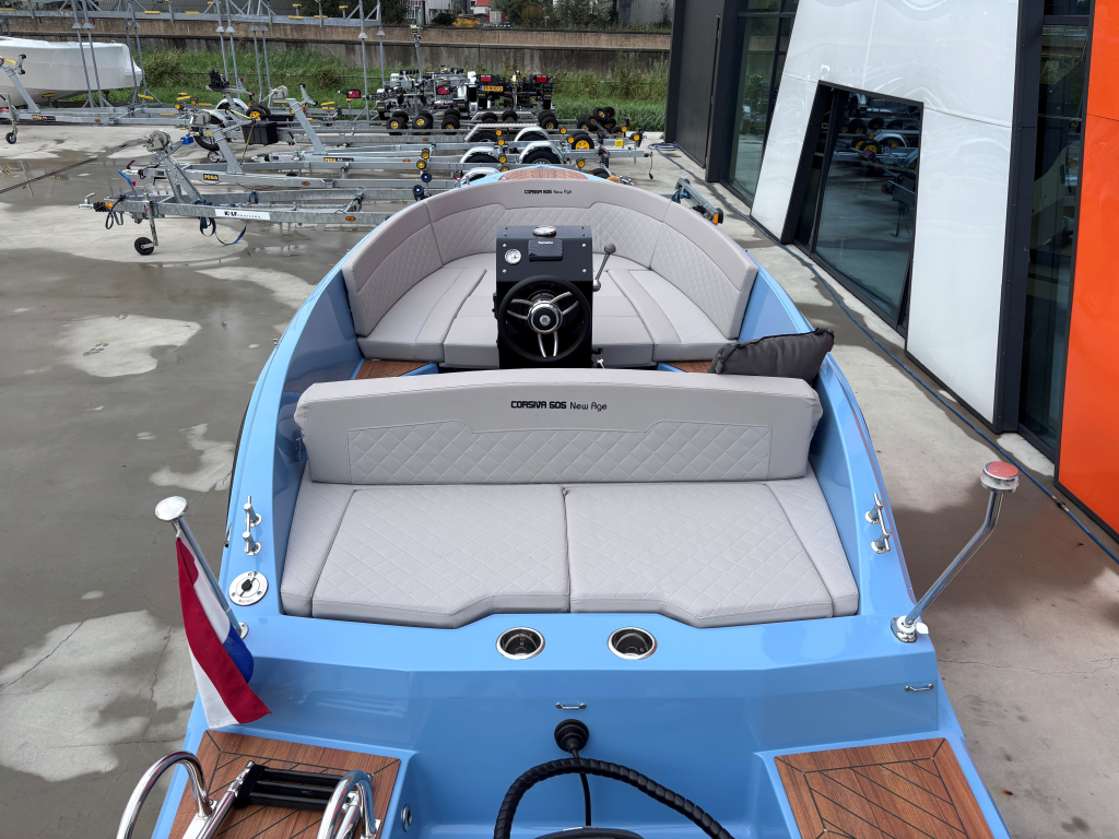 Corsiva 505 Tender Occasion foto 5
