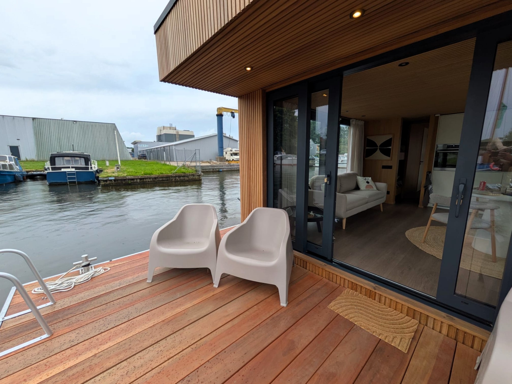 Surla 12 Houseboat Met (koop)ligplaats