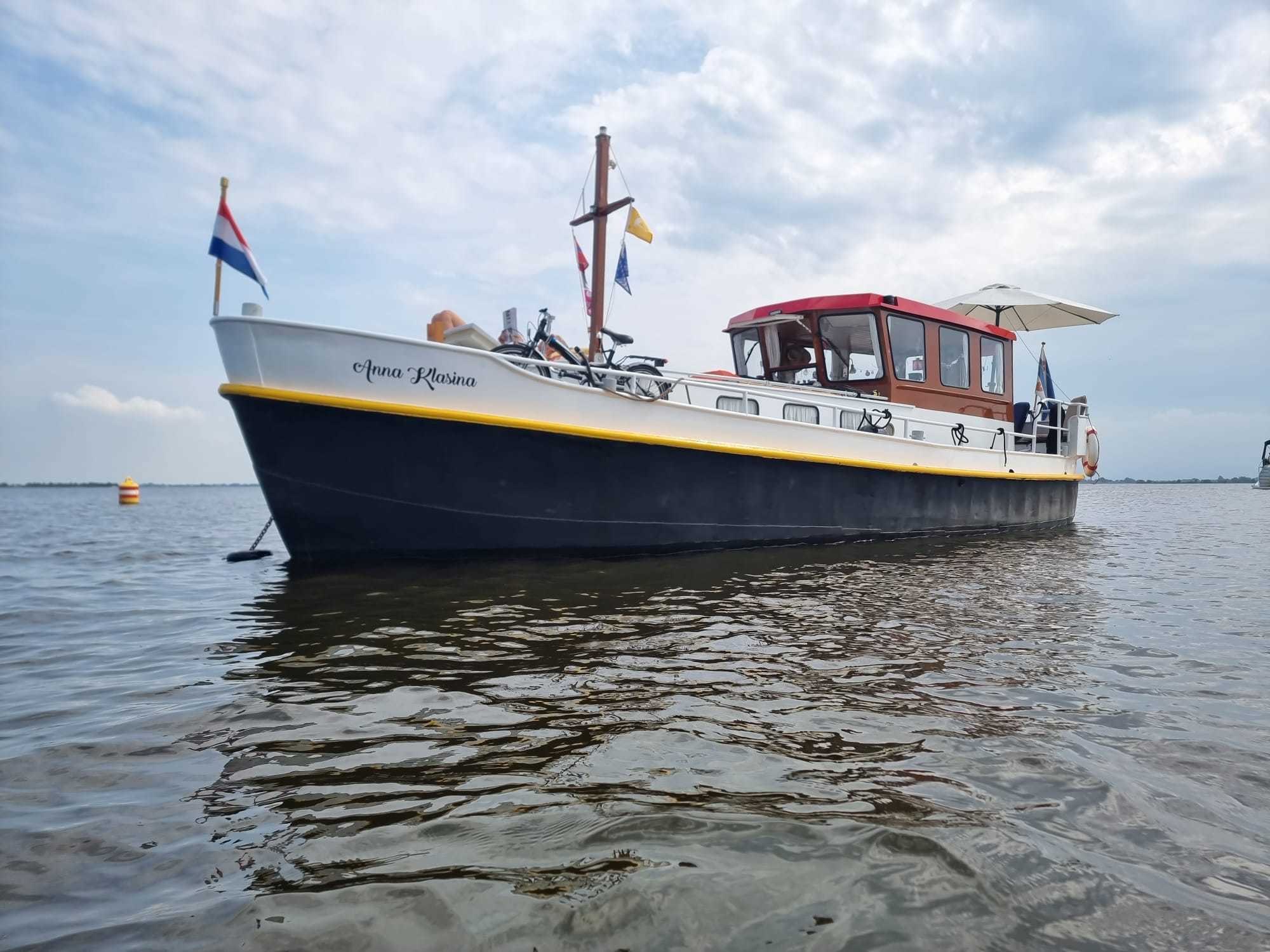 Voormalige Werkboot 1050 OK foto 1