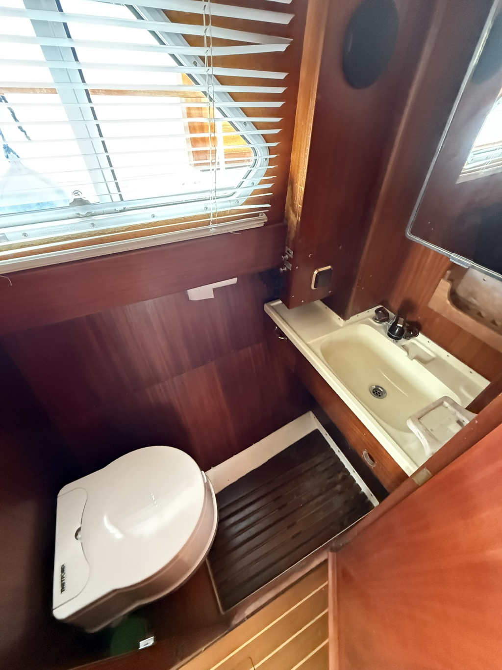 Storebro Adler 34 Royal Cruiser foto: 21