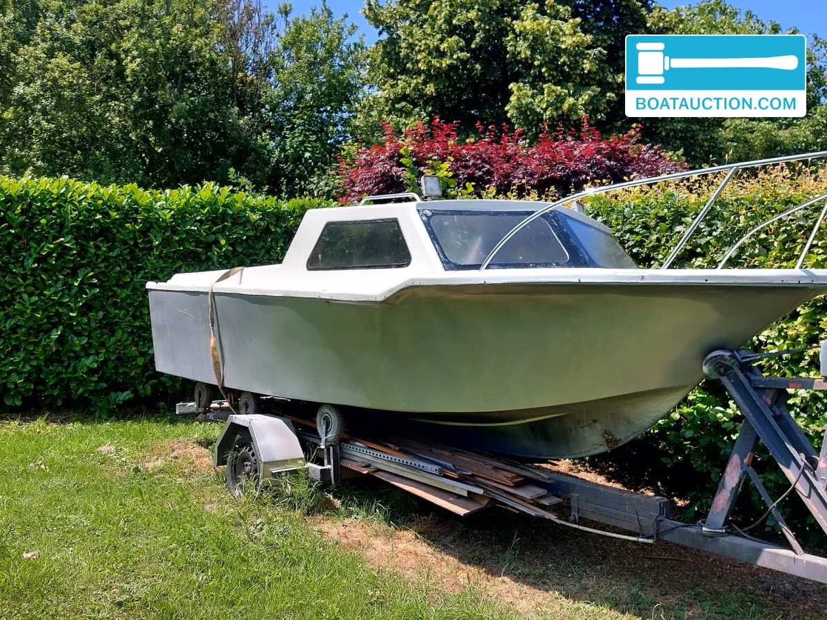 Rinker Fiesta Vee 342